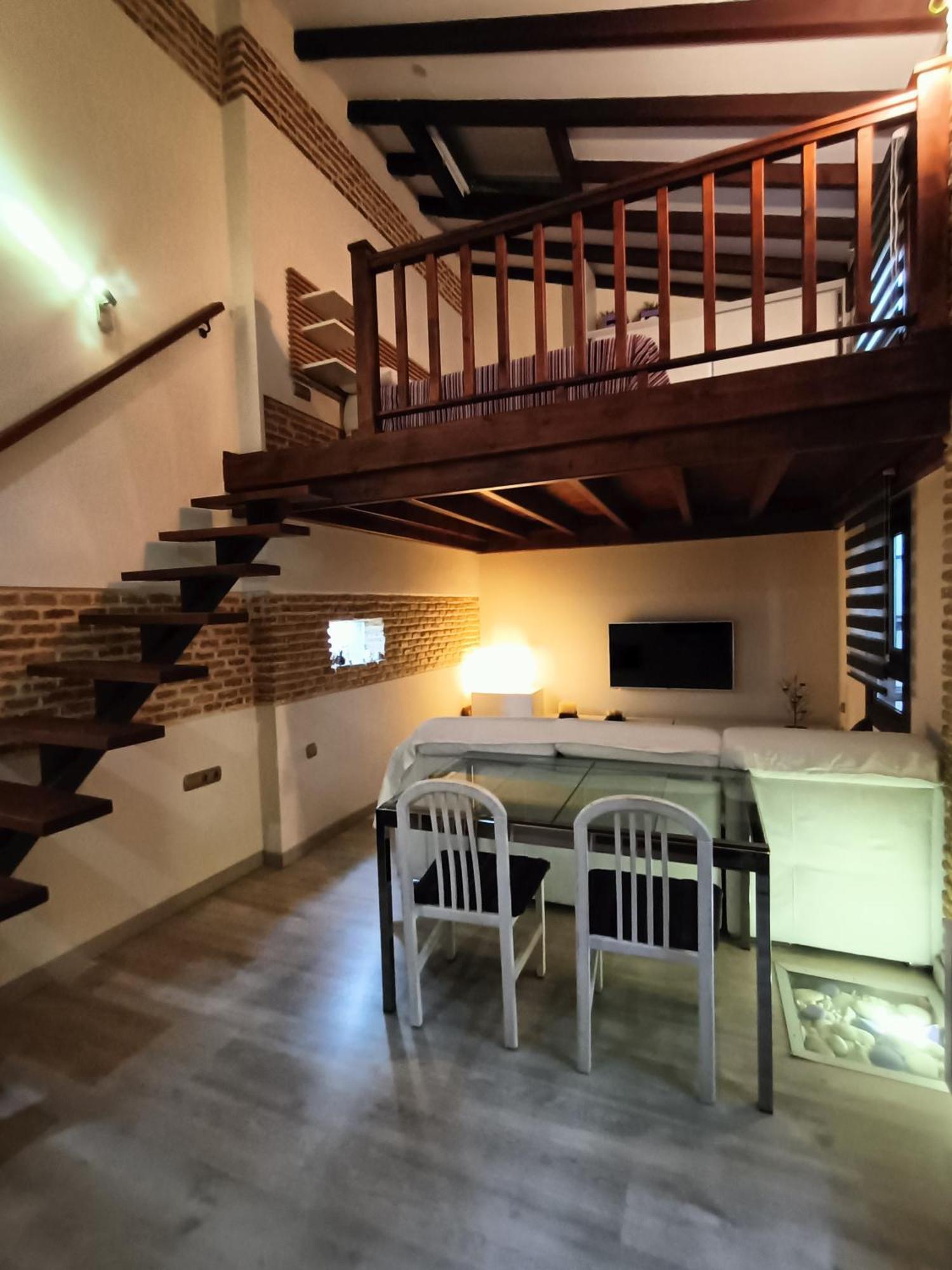 Cosy Double + Private Bathroom Center Seville